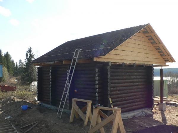 Покрытие крыши ондулином Покрытие крыши ондулином